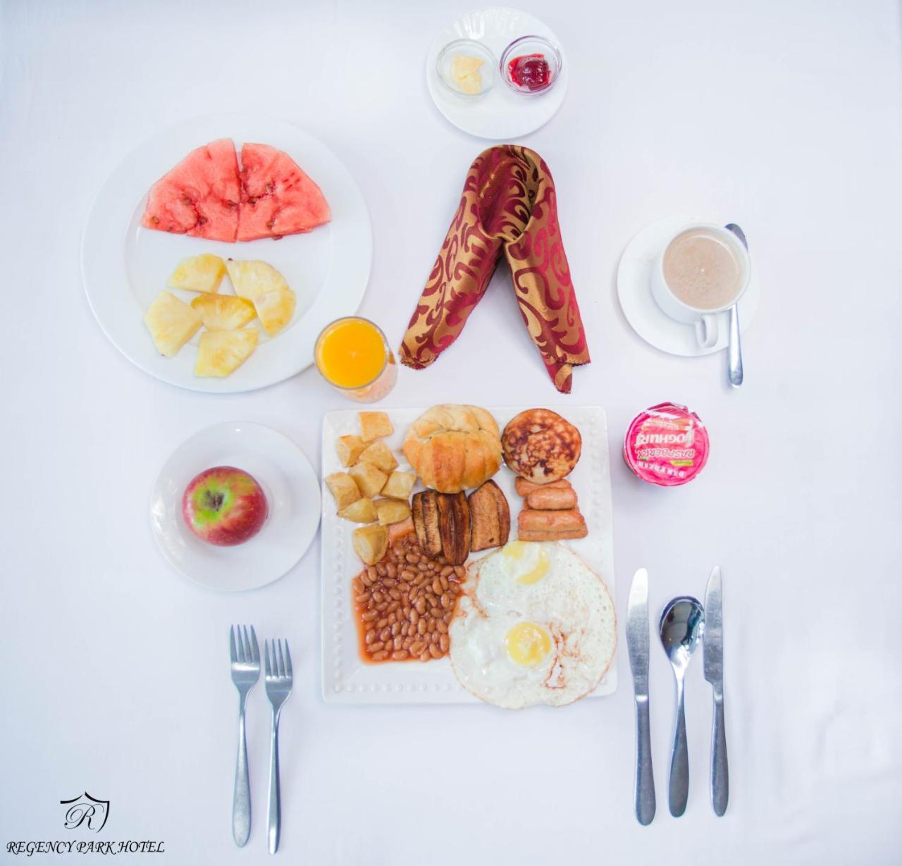 Regency Park Hotel ดาร์เอสซาลาม ภายนอก รูปภาพ